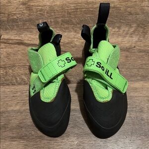 So Ill lime green climbing shoes size USA 6, EUR 38, CM 24